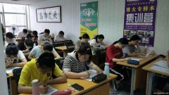 苏州五年制专转本是自学好还是参加培训班好？