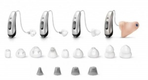 桐城的老人问：我可以和你“共享”一个助听器吗？