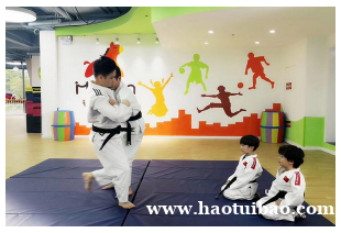 加盟易贝酷少儿体适能 创业小白也能做校长 加盟易贝酷少儿体适能 创业小白也能做校长