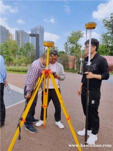 在测量培训班学习施工放样