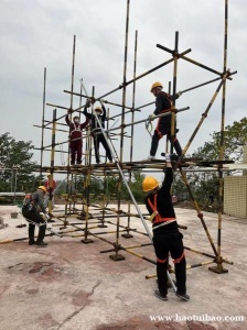 经过专业的职业培训考试后持证上岗才算是一个合格的架子工