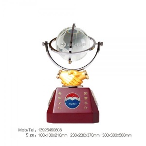 精诚合作握手地球仪摆件水晶纪念礼品定做水晶奖杯定做徐州工艺礼品厂家