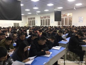 叉车驾驶技能培训费用是多少呢