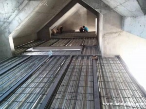 北京做钢结构阁楼楼梯制作公司，彩钢板房安装，开门洞开天窗墙体切割加固