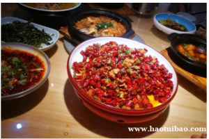 有红鸡毛店怎么运营的 加盟费用高吗