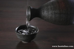 酱香型白酒口感描述 原来酱香酒口感如此丰富