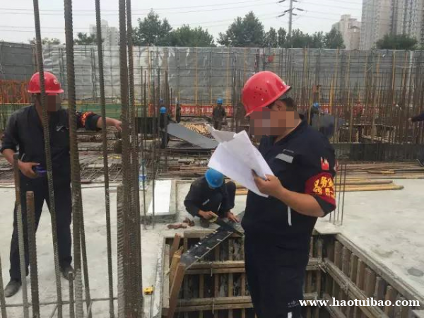 使用高处吊篮可以降低施工成本 使用高处吊篮可以降低施工成本