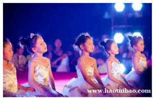 朵朵兔快乐艺术好运营吗 员工多吗