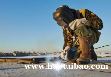 持证的技术工人保障了建筑施工的安全和工程质量