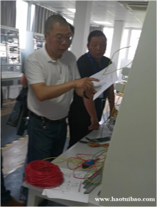 吊篮拆卸中解构的支架要完整的运输至地面