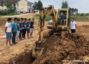 重庆新建设挖掘机操作员零基础培训基地