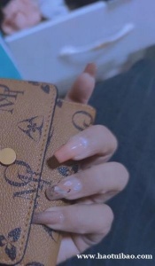 面部补水清洁去好呢？