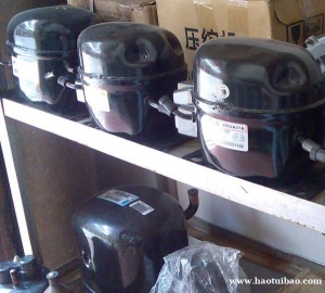 上门回收压缩机旧散热片不锈钢空调