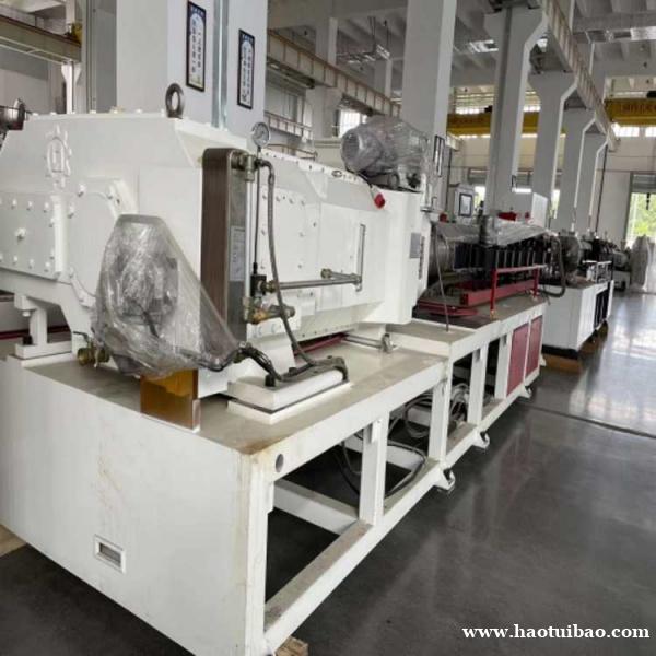 PVC/SPC三合一地板五辊生产线设备 PVC/SPC三合一地板五辊生产线设备