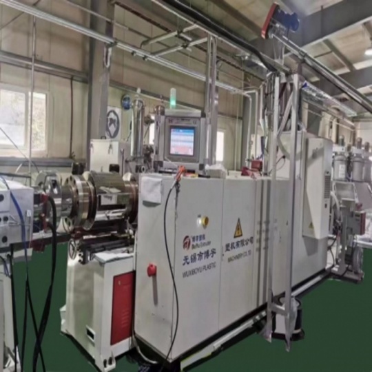 SPC微晶石塑防水地板生产线设备制造